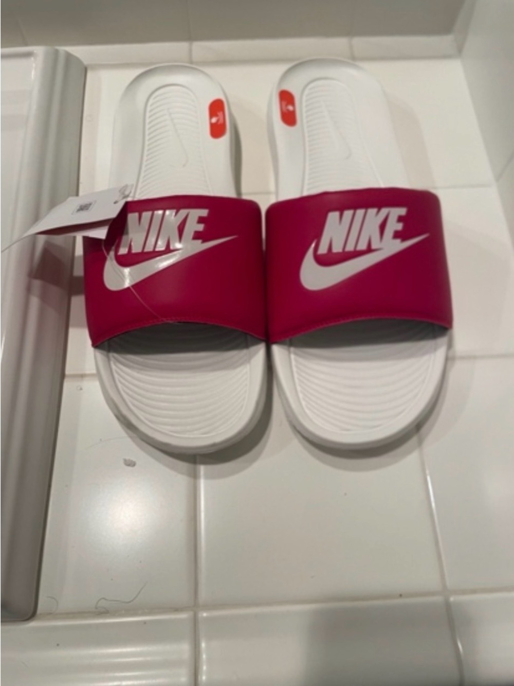 Nike Men’s Victori One Slides - Gym Red White
